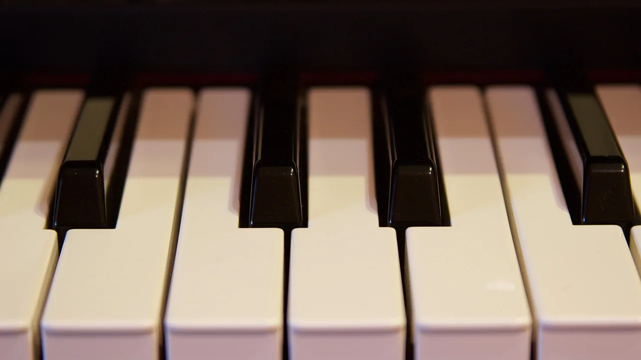 Ancien clavier de piano acoustique Ancien clavier de piano acoustique