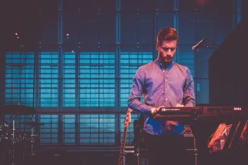 Les bienfaits de l'apprentissage du piano sur le cerveau expliqués