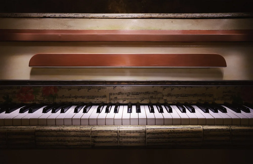 Clavier de piano acoustique ancien Clavier de piano acoustique ancien