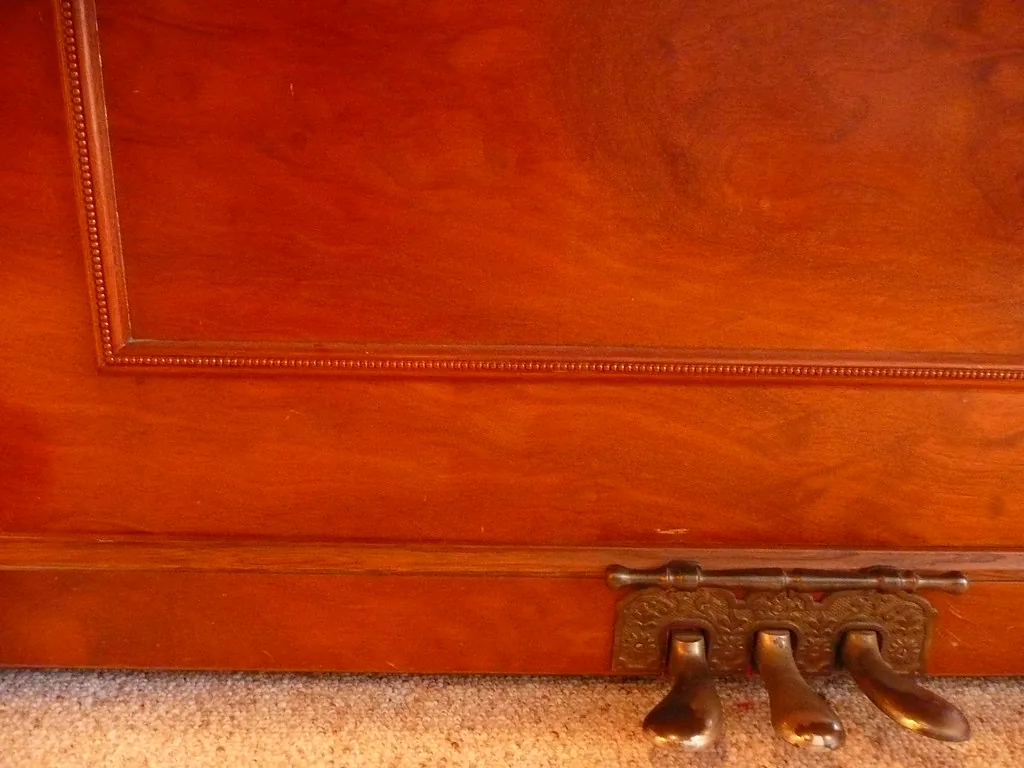 Brass piano pedals Brass piano pedals