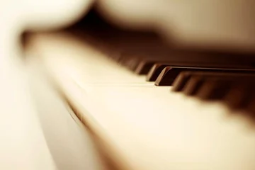 The strengths of the Yamaha P125 piano for enthusiasts