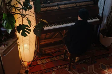 The 6 Obstacles Keeping You from Learning Piano and How to Overcome Them